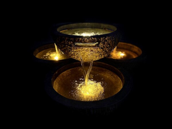 Retro Coco Quad Fountain Cement Garden four bowls Unique Henri